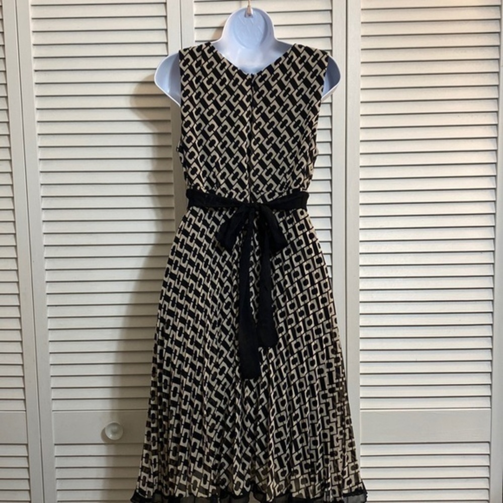 Rabbit Rabbit Rabbit Designs Black and cream dress!! - Picture 5 of 13